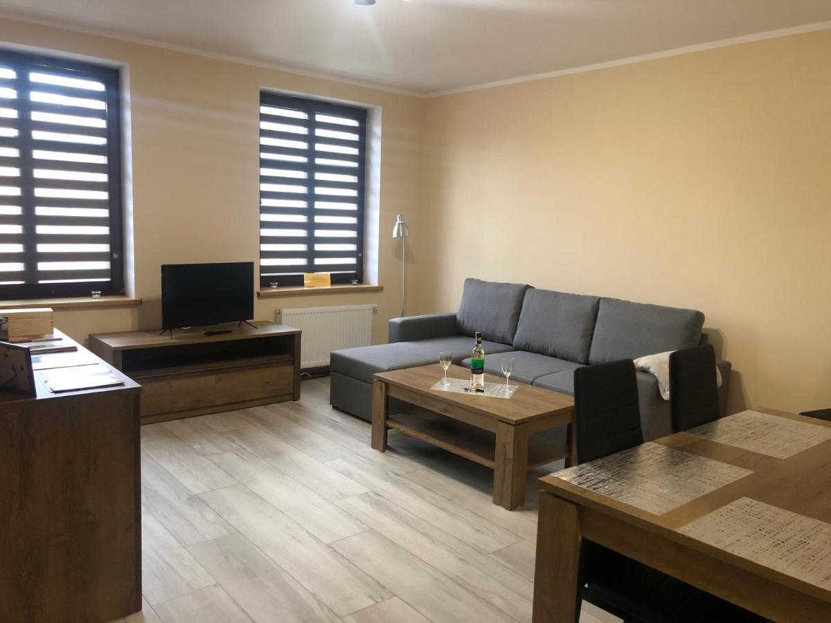 Apartamenty Alicja Dzierżoniów Exteriör bild