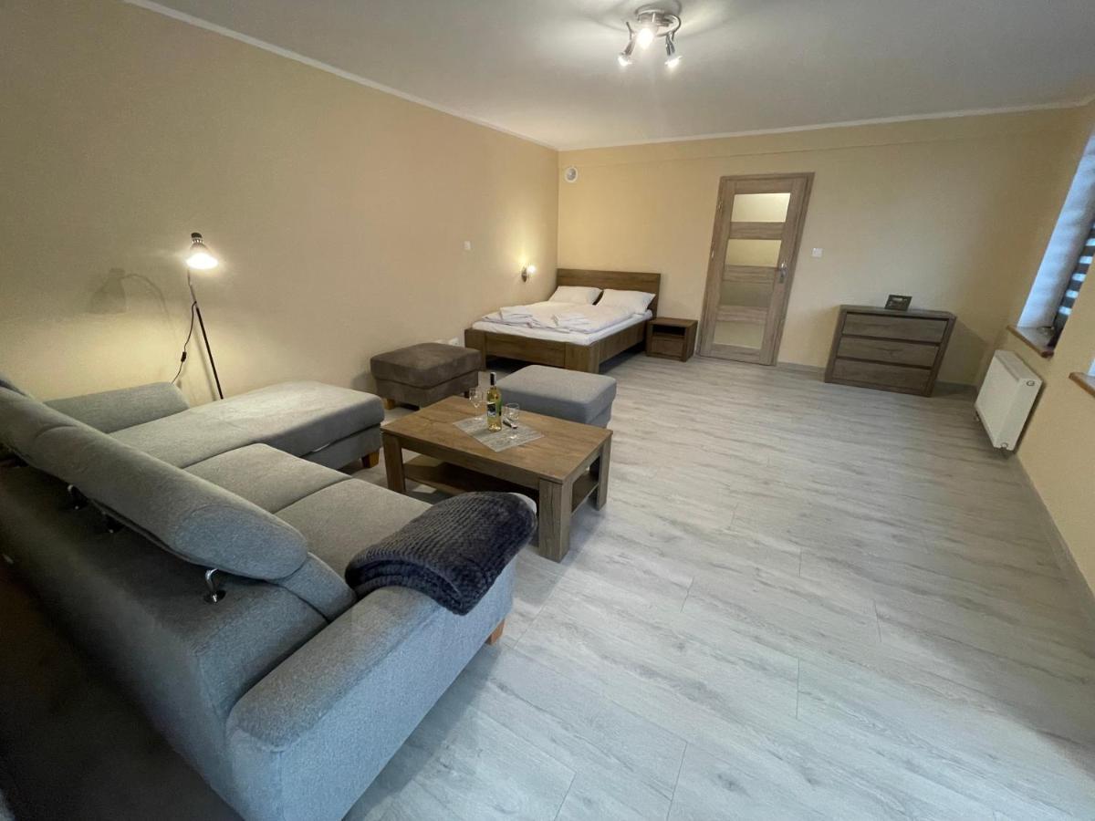 Apartamenty Alicja Dzierżoniów Exteriör bild
