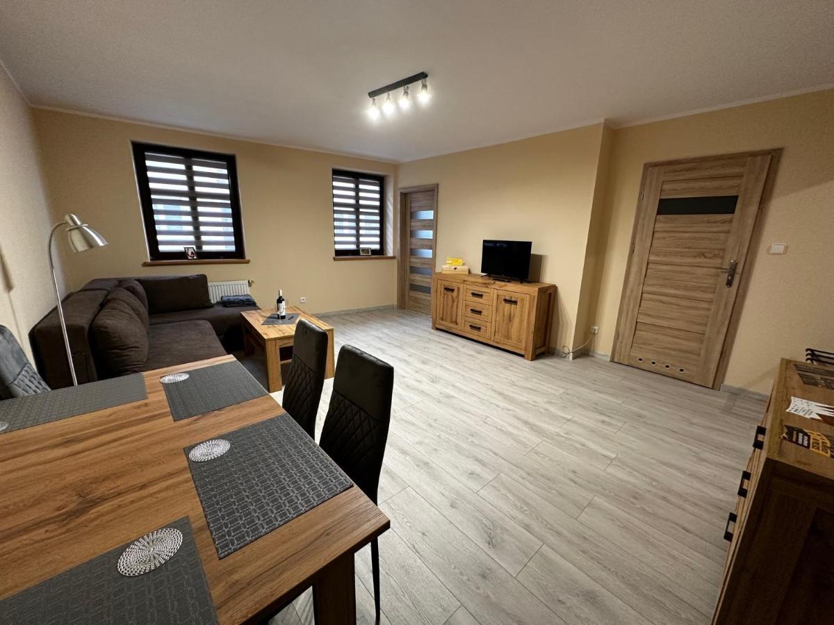 Apartamenty Alicja Dzierżoniów Exteriör bild