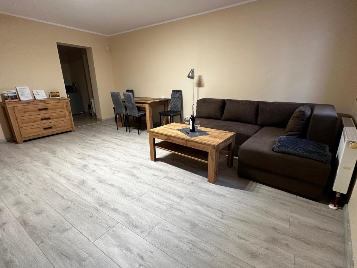Apartamenty Alicja Dzierżoniów Exteriör bild
