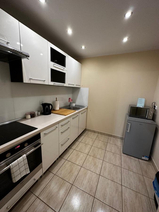 Apartamenty Alicja Dzierżoniów Exteriör bild