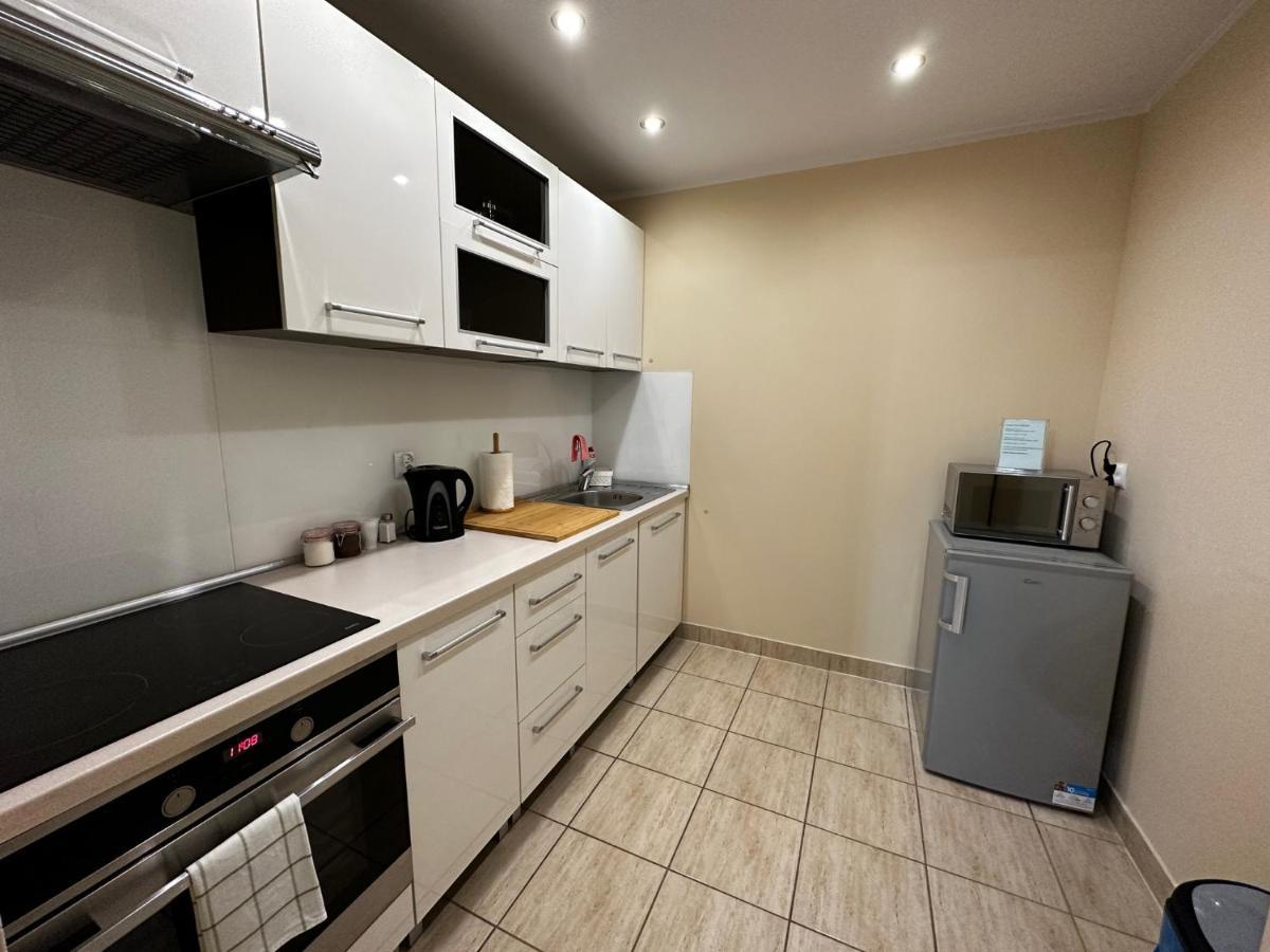 Apartamenty Alicja Dzierżoniów Exteriör bild