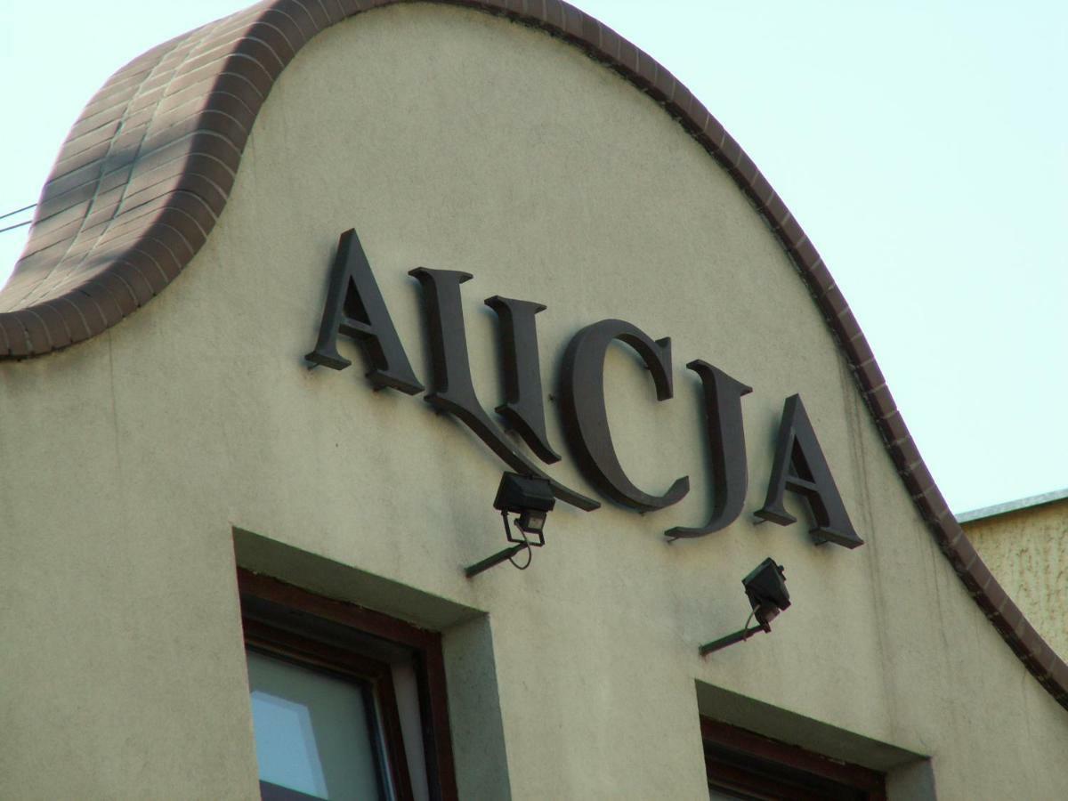 Apartamenty Alicja Dzierżoniów Exteriör bild