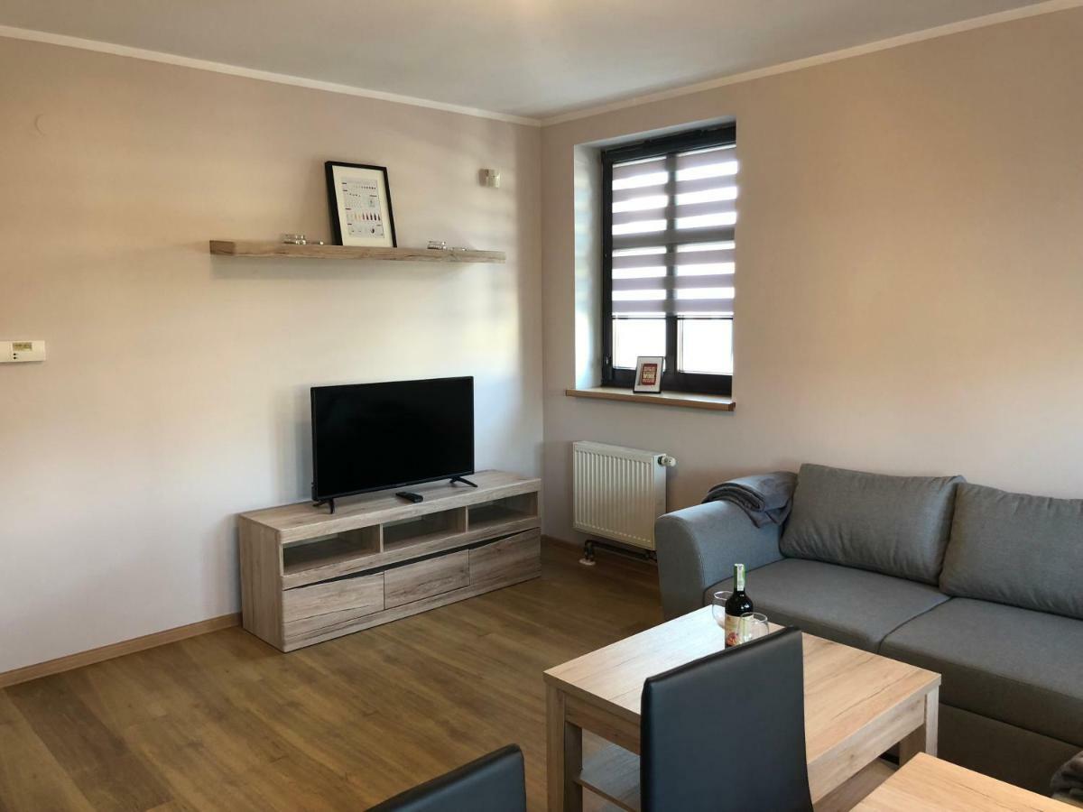 Apartamenty Alicja Dzierżoniów Exteriör bild