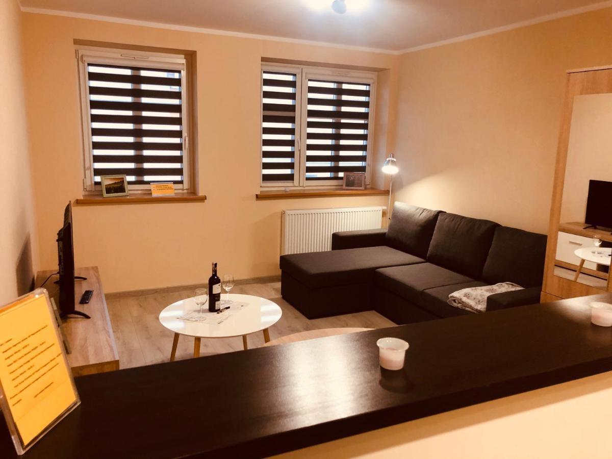 Apartamenty Alicja Dzierżoniów Exteriör bild